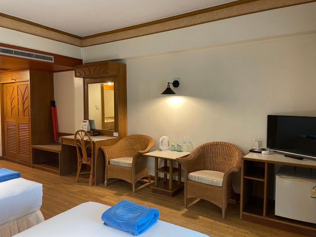 Phuket Golden Sand Inn - Sha Extra Plus Karon Exterior photo