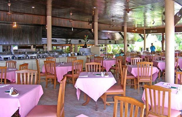 Phuket Golden Sand Inn - Sha Extra Plus Karon Exterior photo