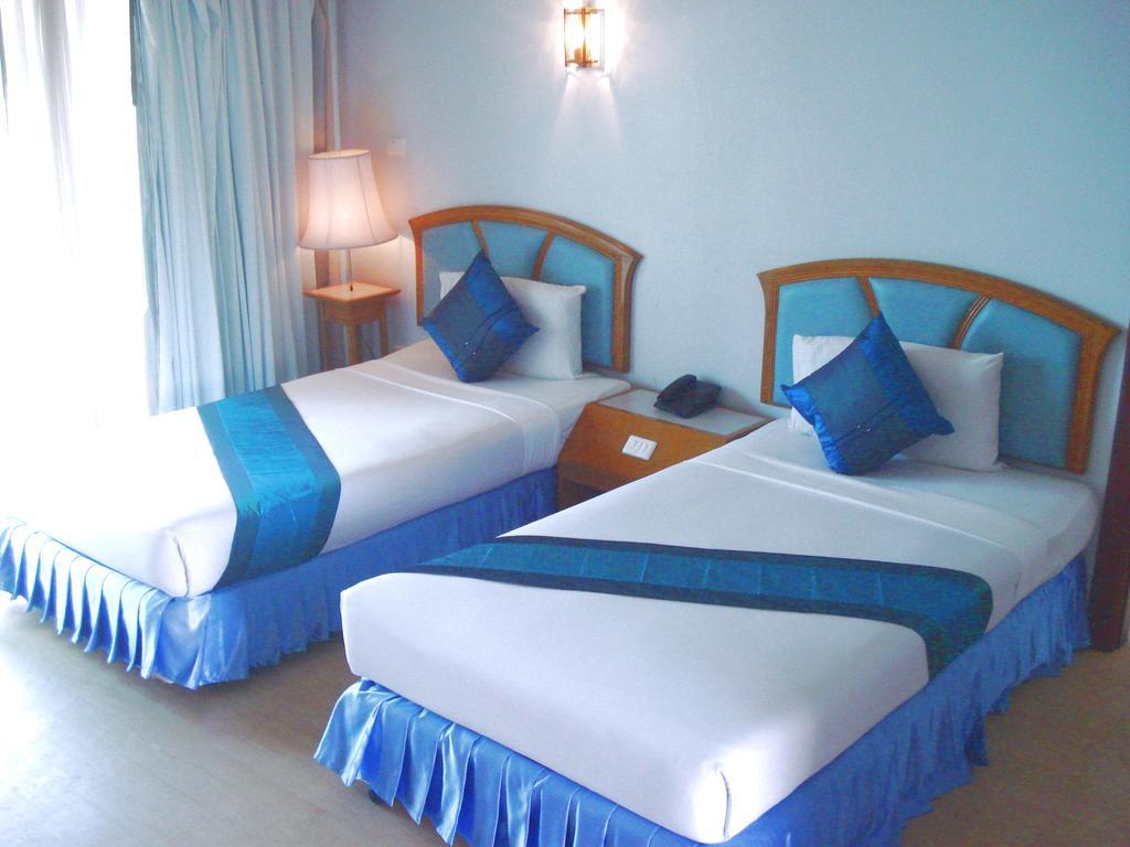 Phuket Golden Sand Inn - Sha Extra Plus Karon Exterior photo
